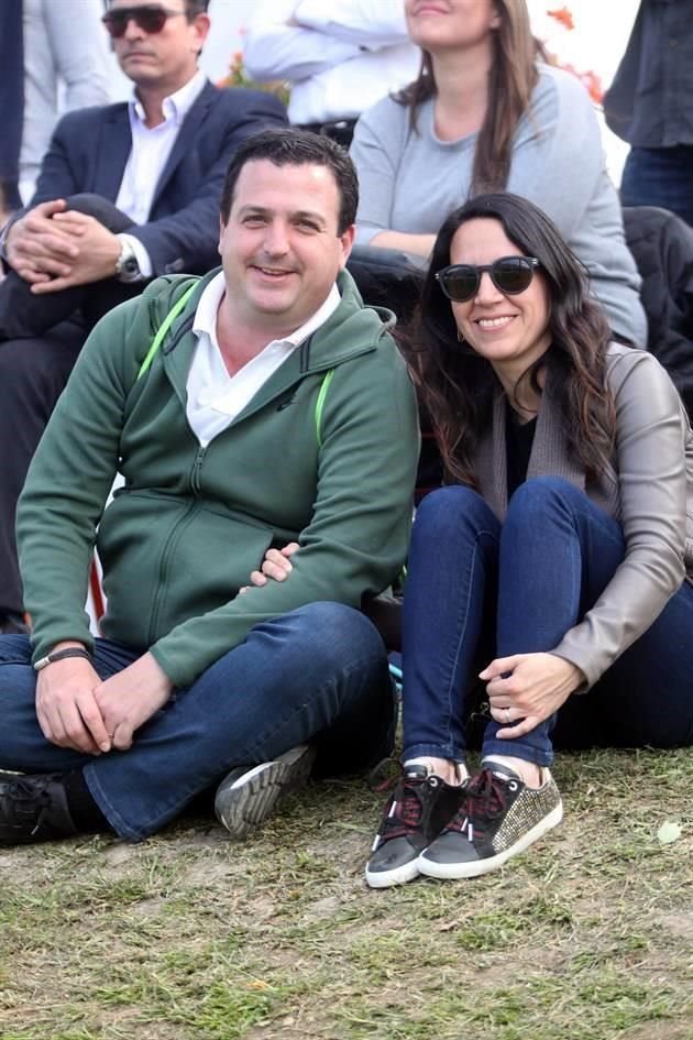 Eugenio Maiz y Caty Carrillo de Maiz