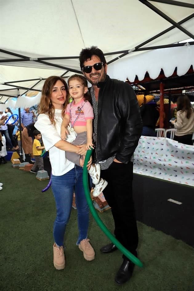 Mariane Cantú, Mariane Garza Vogel y Héctor Garza Vogel