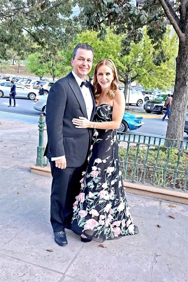Gonzalo Lozano y Dora Pérez de Lozano