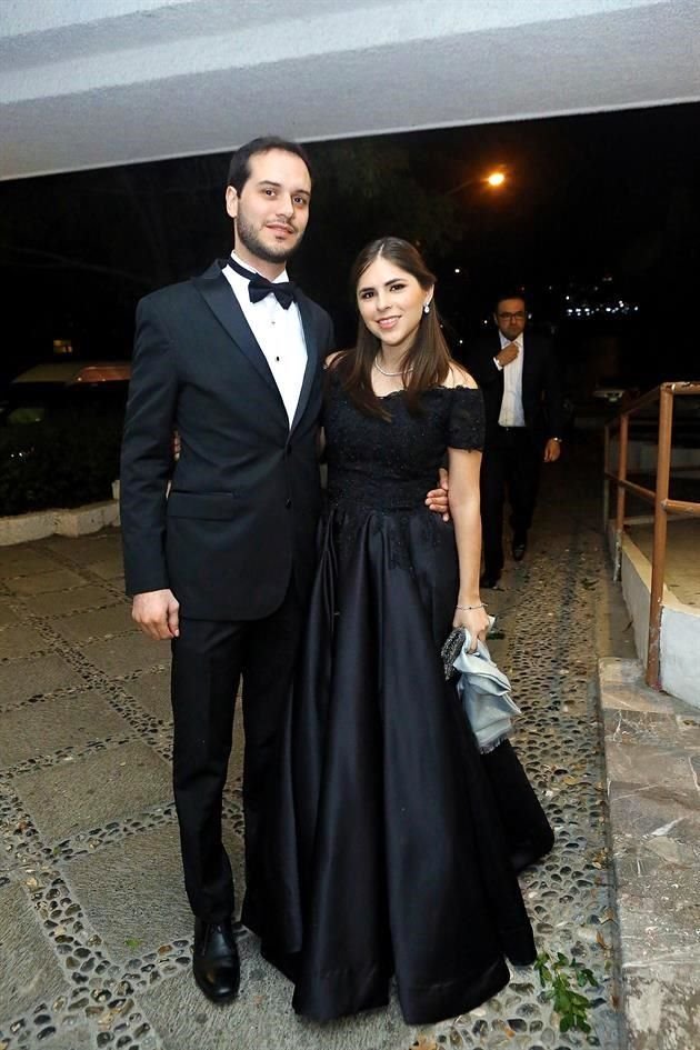 Omar Cruz y Andrea Castillo