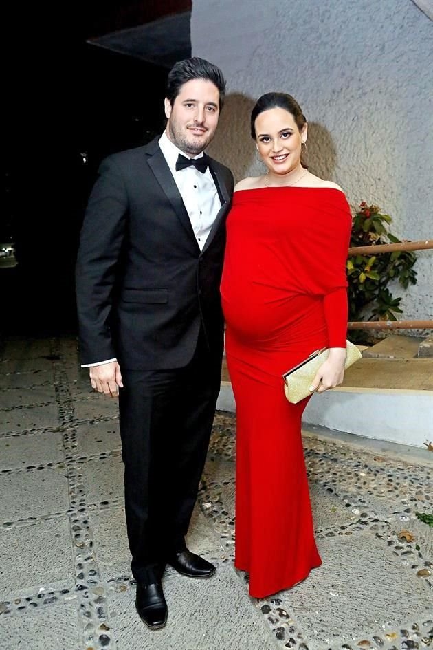 Adrián Garza y Melina Álvarez
