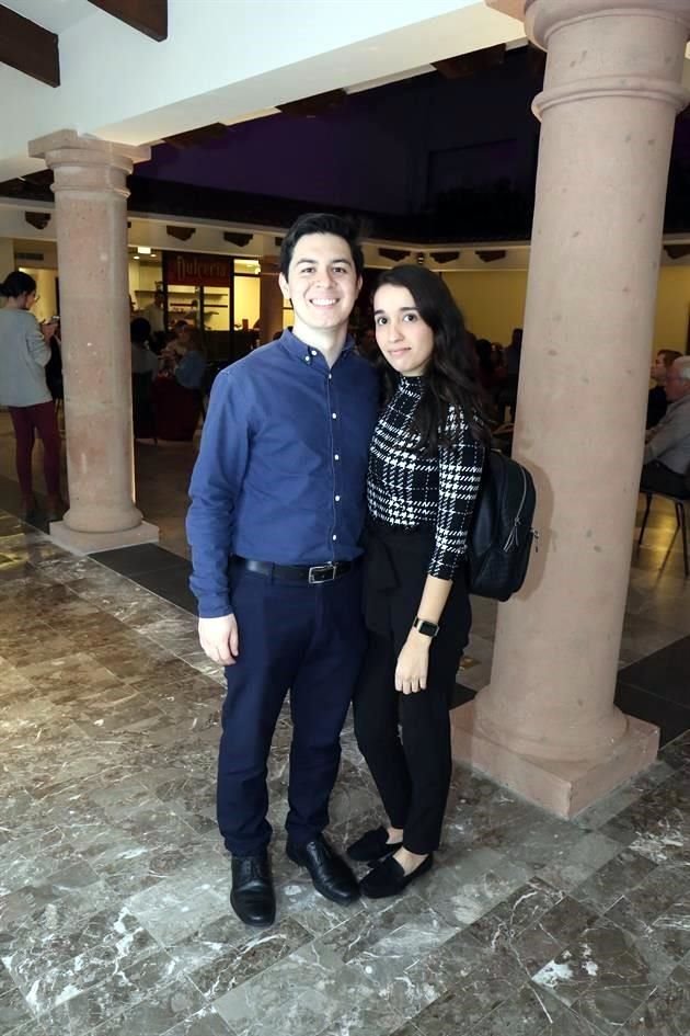 Juan Pablo Cisneros y Lucía Ávila