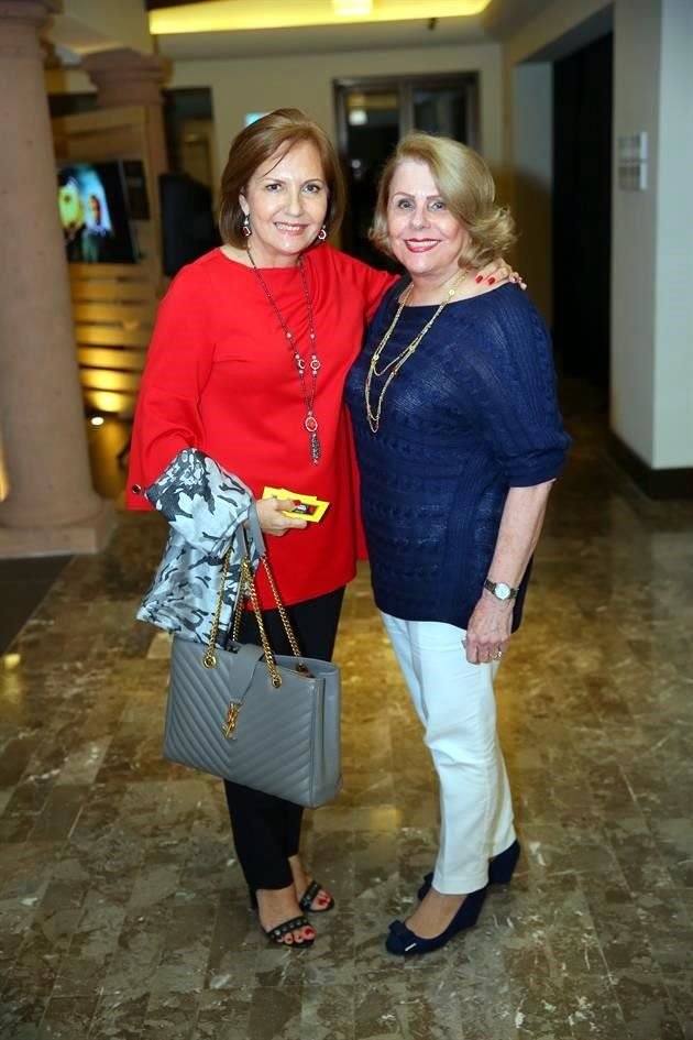Annette Rojas de Manautou y Patricia Salas