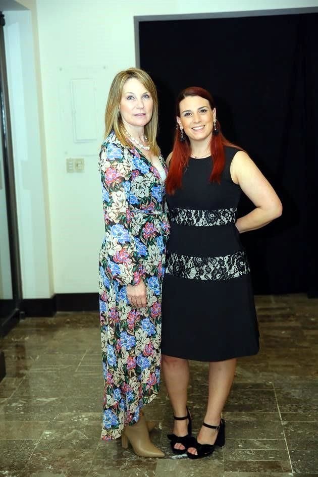 Adriana Ibarra de Bremer y Daniela Sada