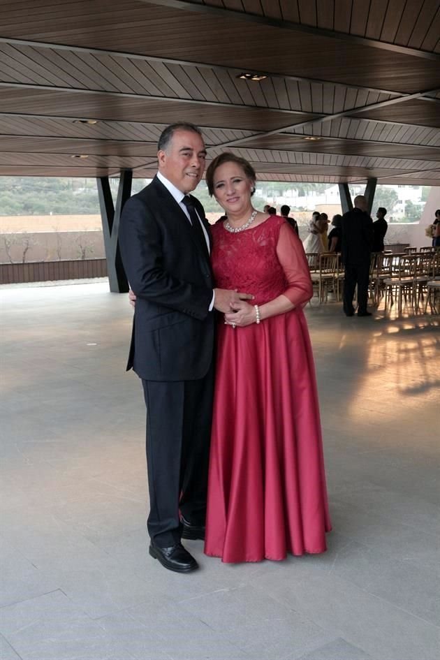 Alberto Navejar y Celia Tijerina de Navejar