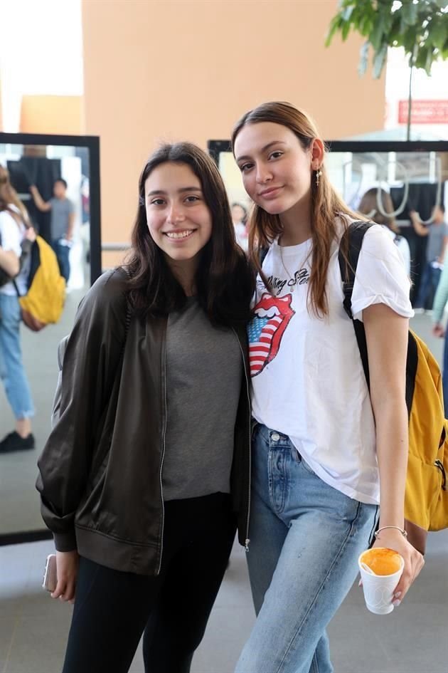 Ana Minakata y Loretta Rodríguez