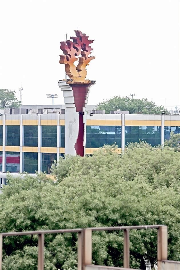 La UANL suspendió sus actividadeas hasta el próximo 20 de abril.
