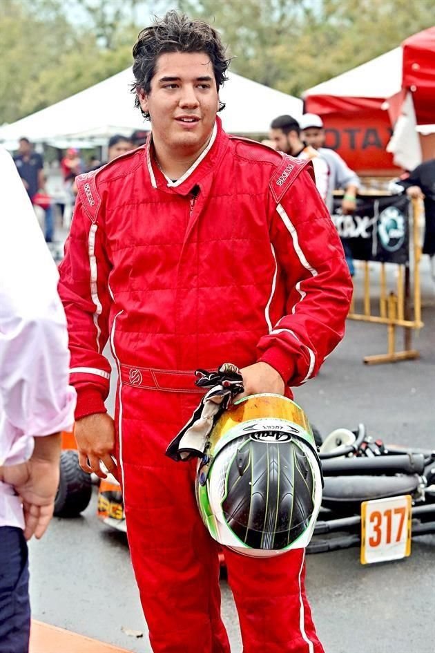 José Andrés Martínez. CORRER KARTS.