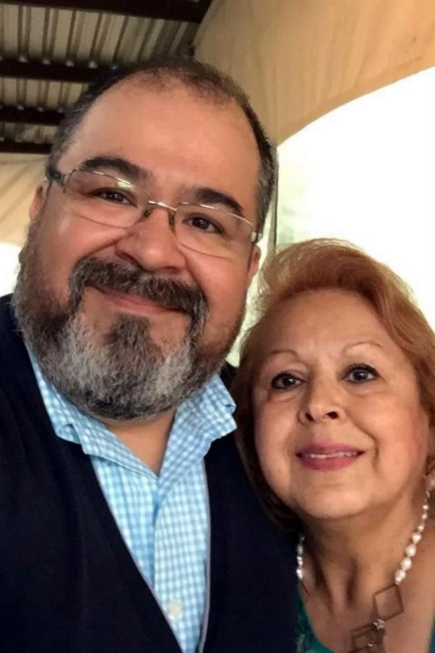 Alejandro Lozano Curiel y Paula Maria Curiel Lozano