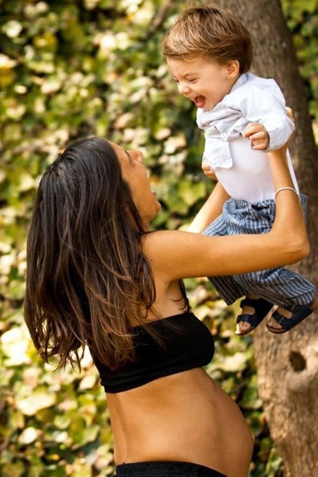 Ale Chedraui y su hijo, Lorenzo