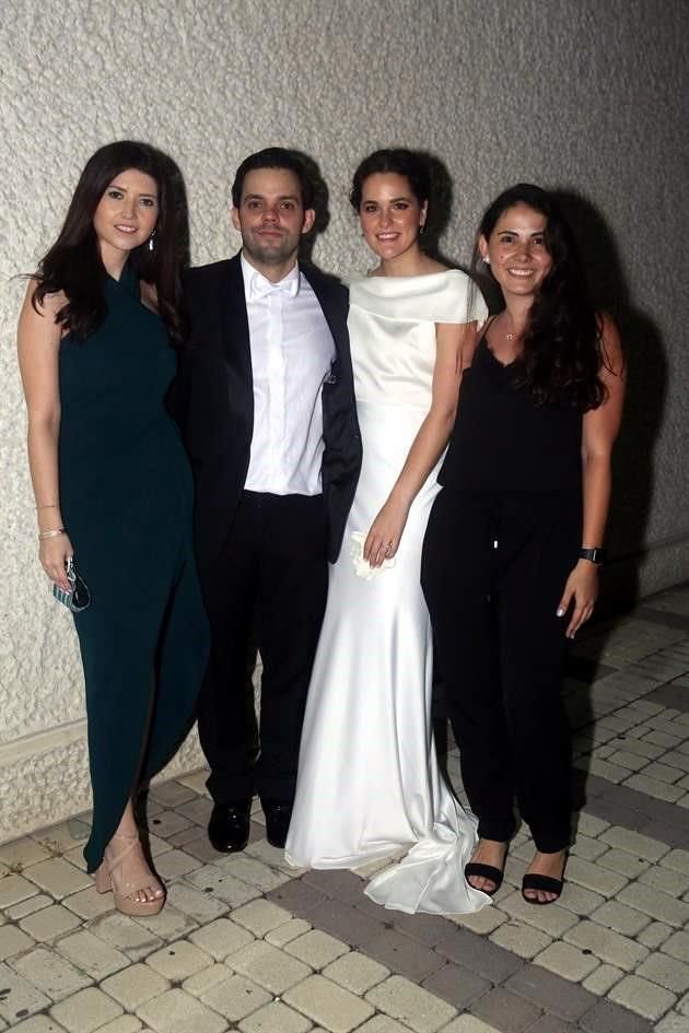 Angélica Santillán, Ricardo Villarreal González, Valeria Bremer Garza y Costanza Moreno