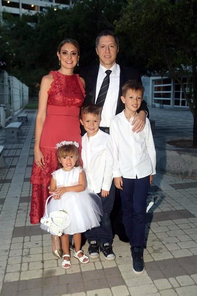 Tita Belden de Bremer, Alejandro Bremer, Alana Bremer Belden, Alvaro Bremer Belden y Alejandro Bremer Belden