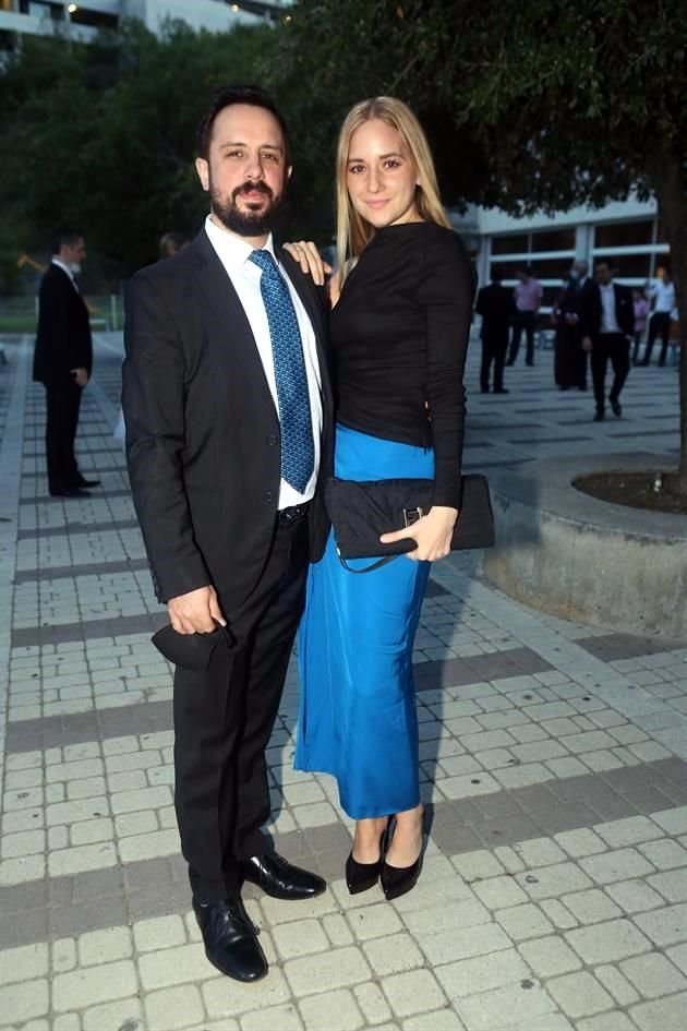 José Flores y Jéssica Santos