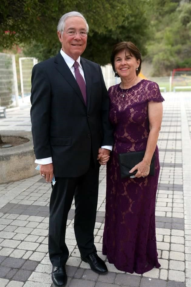 Américo Martínez y María de Lourdes González de Martínez