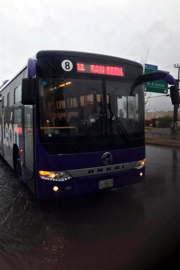 La suspensión del servicio se debe a la intensidad de las lluvias por la depresión tropical 'Hanna'.