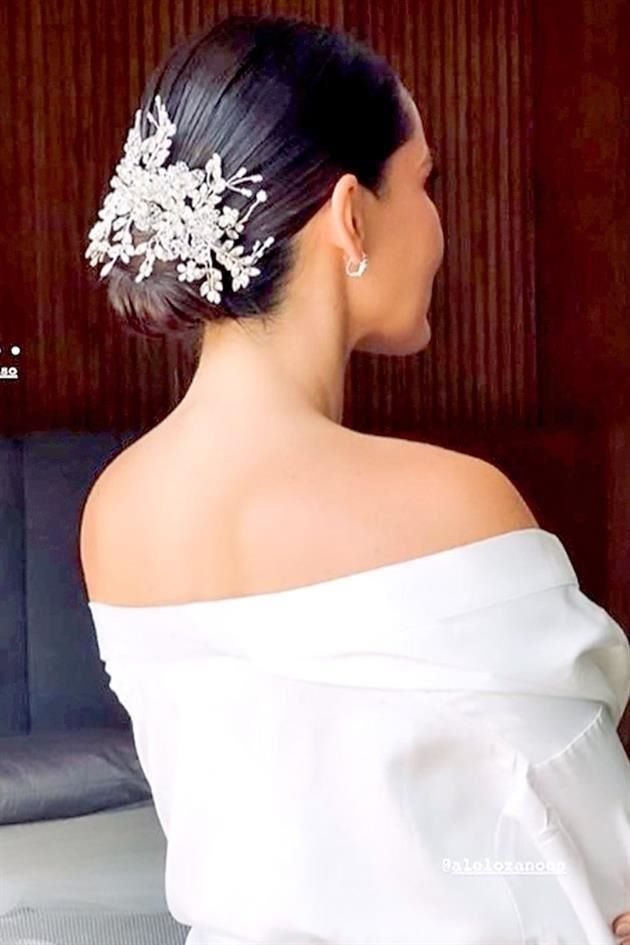 La novia durante su arreglo.