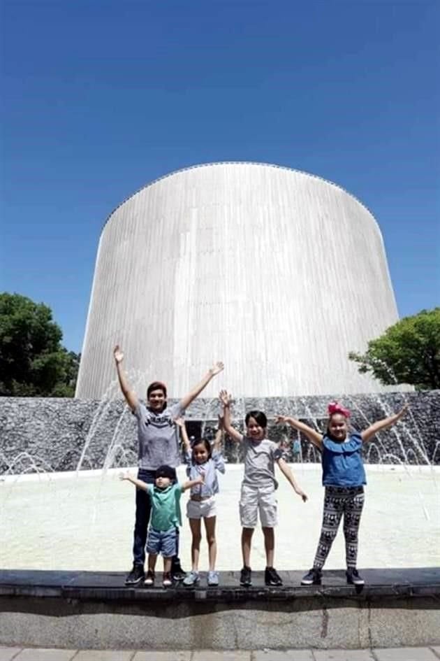 2018 Patricio Leal Azpeitia, Barby Azpeitia Espinosa, Diego Azpeitia Espinosa, Fernanda Leal Azpeitia y Evan Azpeitia Espinosa