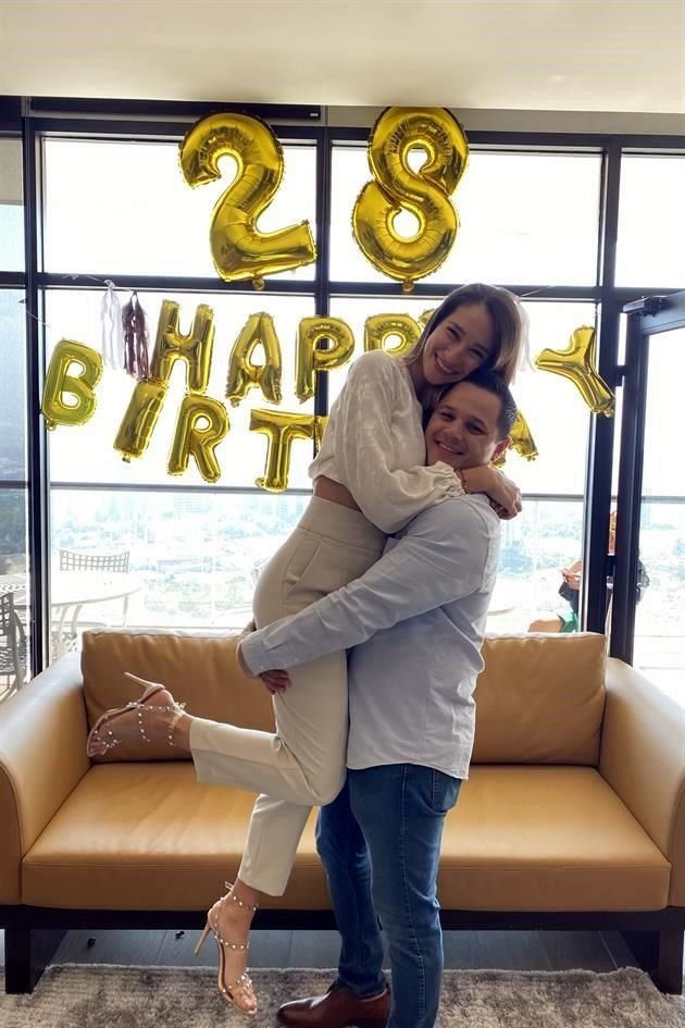 Bernardo Daniel Del Real Flores y Karen Teresa González de Del Real