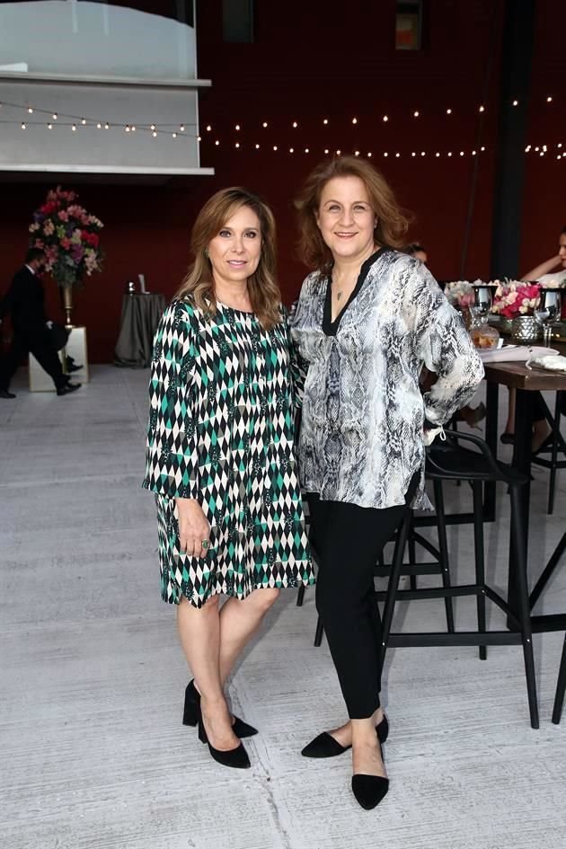 Martha Alanís y Martha Morales