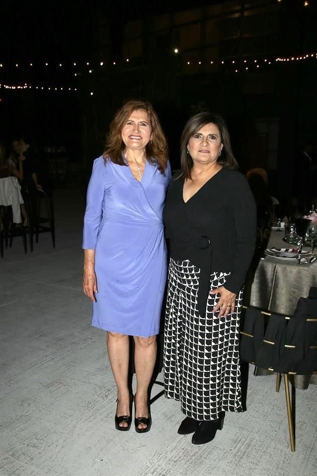 Lilia Sánchez y Gabriela de Treviño