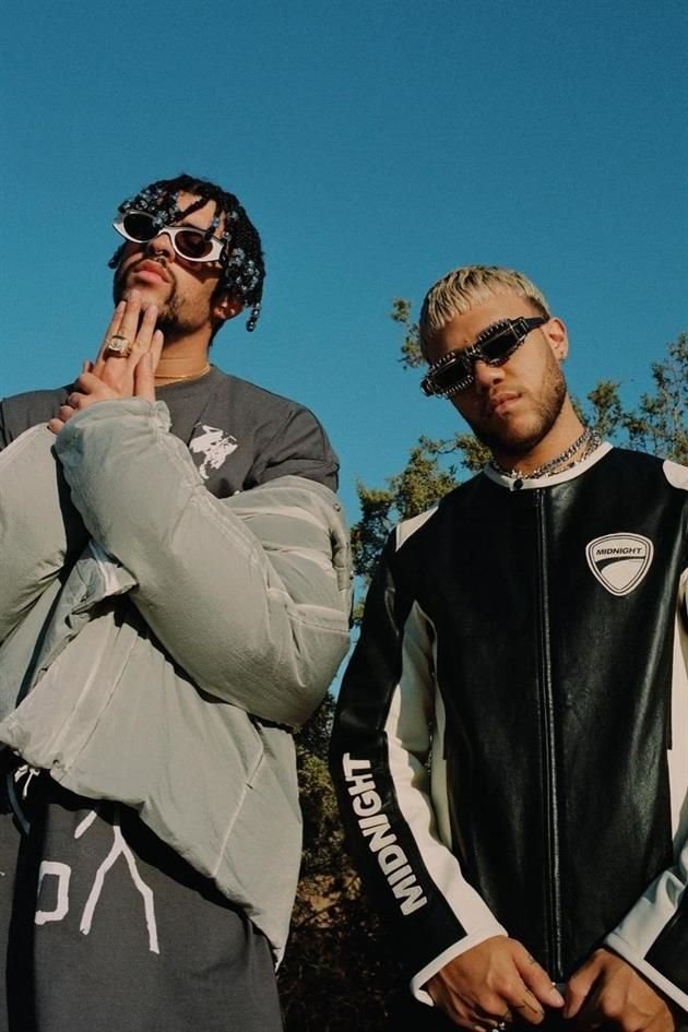 Los cantantes puertorriqueños Bad Bunny  y Jhay Cortéz.