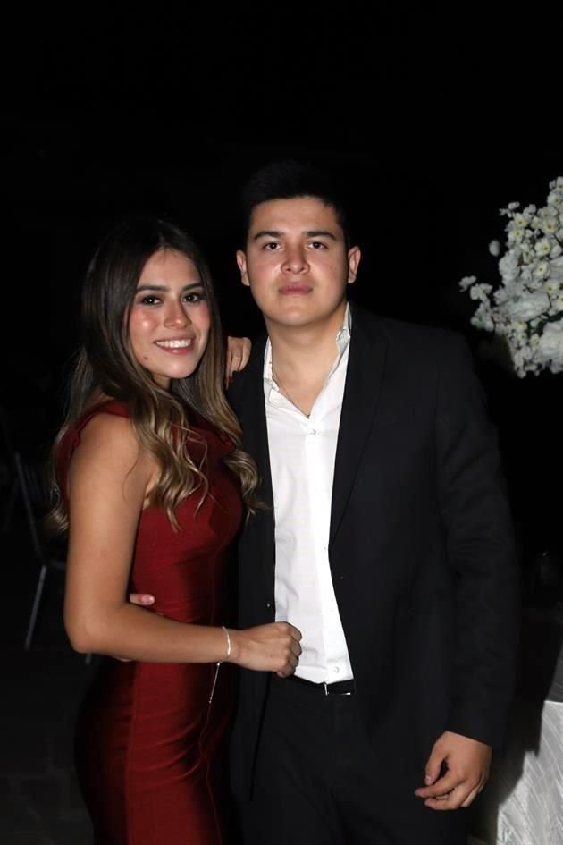 Daniela Rivera y Alejandro Molina