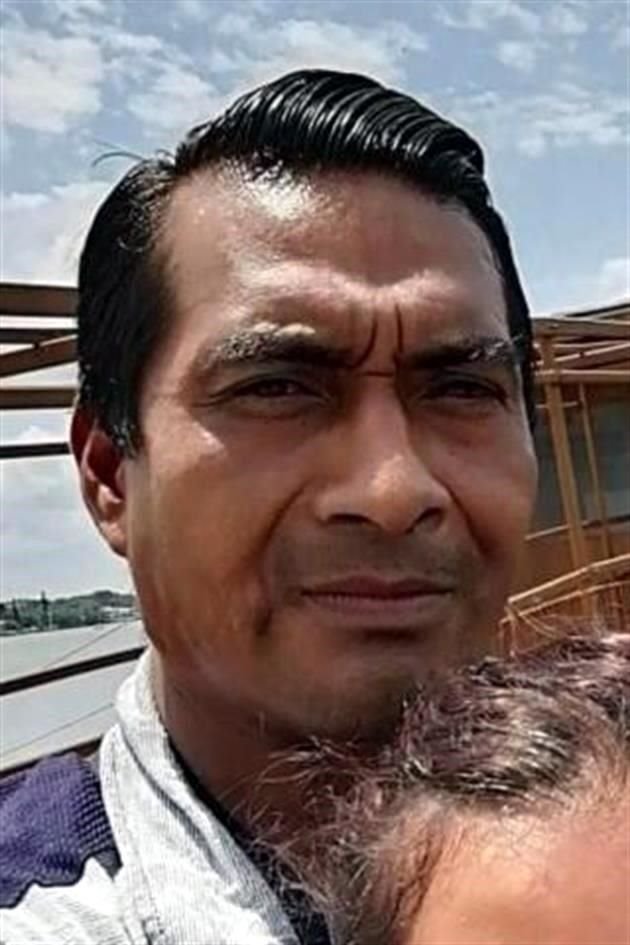 El Secretario de Seguridad Pública y Vialidad, el militar retirado Francisco Leónides Cruz, también fue Sargento de Fuerzas Especiales.
