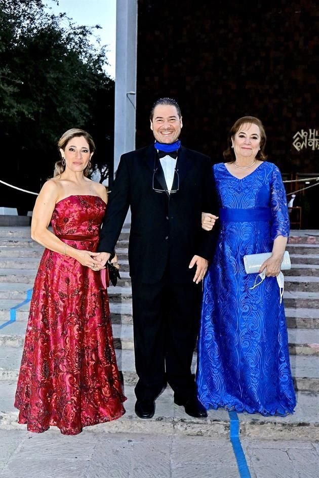 Yuria Páez, Francisco Páez y Alicia de Páez