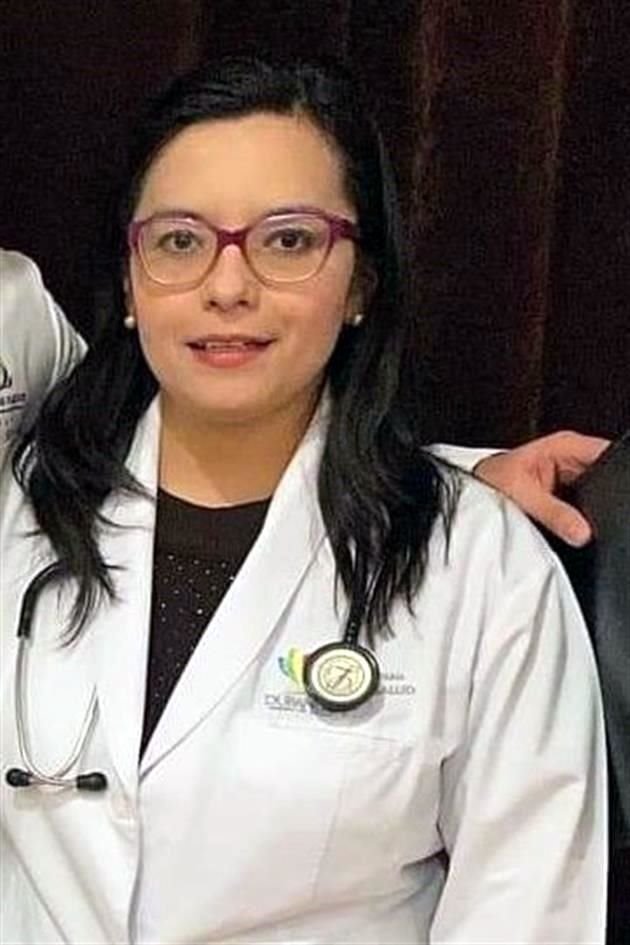La doctora Azucena Guadalupe Calvillo Carrillo trabaja en el área Covid del Hospital General de Zona No. 1 del IMSS, en Durango.