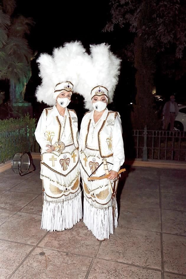 Mónica Rodríguez de Torre y Mayra Lozano de Martínez