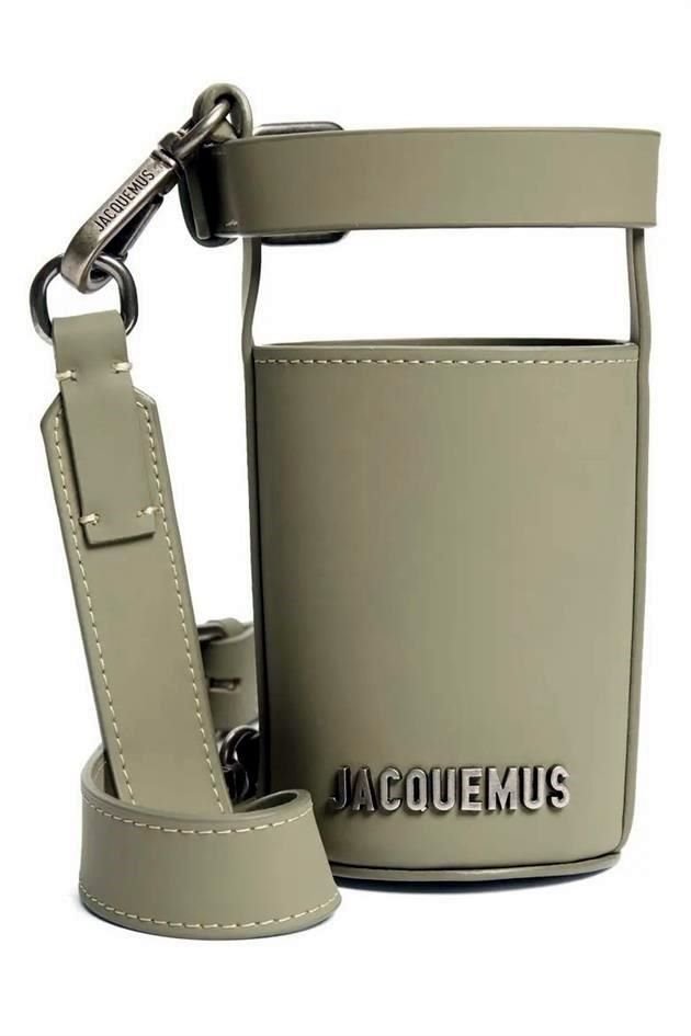 Le Porte Gourde Crossbody Leather Bottle Holder de Jacquemus