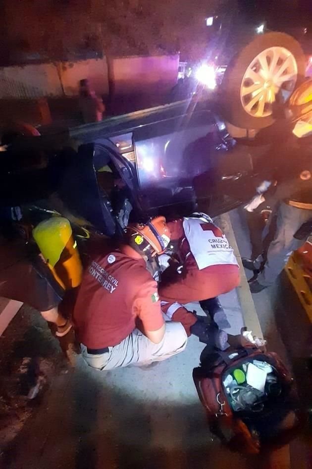 Daniel Alejandro Palos Vargas, de 30 años, resultó lesionado al ser golpeado por la estructura.