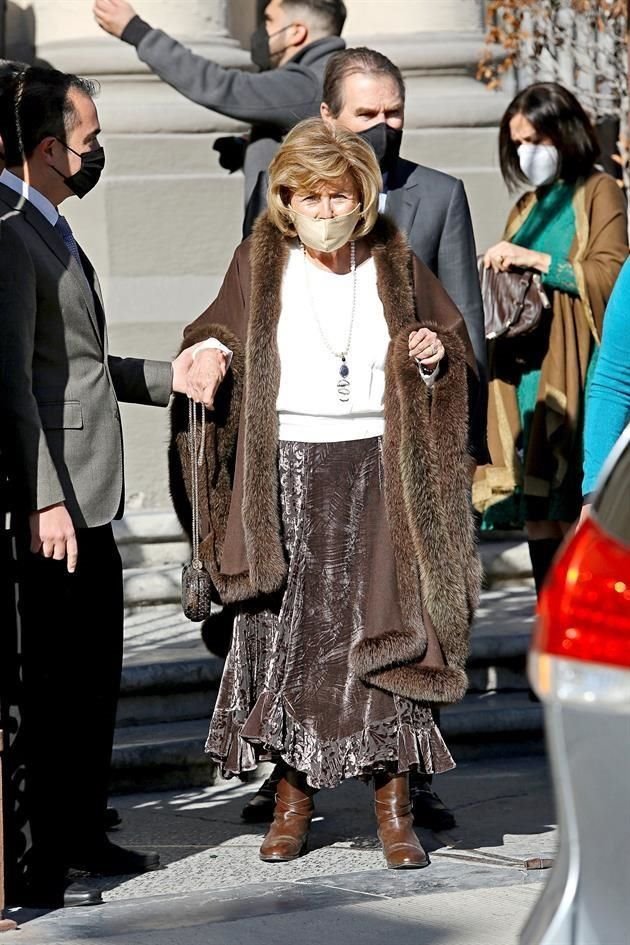 Rosalinda Sepúlveda, abuelita de la novia