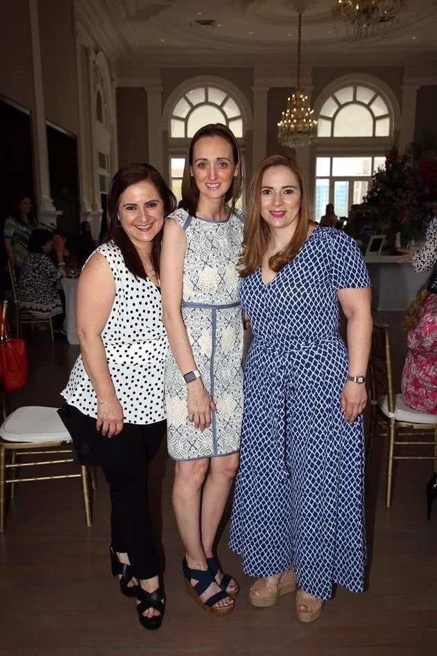 Gabriela Taffinder, Armenia de Levy y Mónica Ochoa