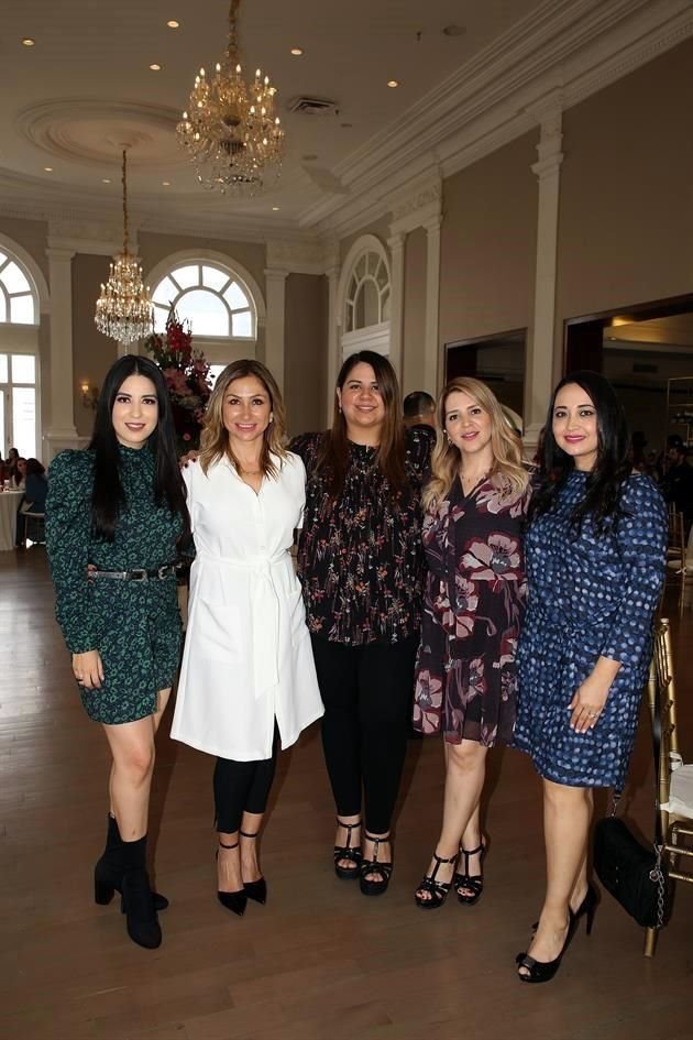 Amy Guzmán, Aurora Guajardo, Marcela Martínez, Gabriela Martínez de Villarreal y Marisol Montemayor de Villarreal
