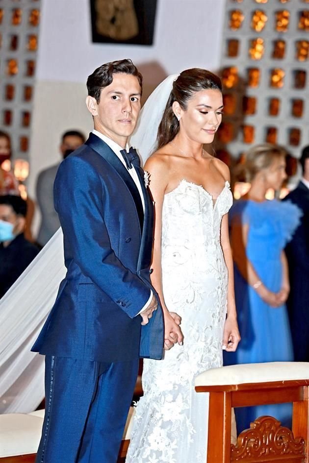 Boda de Luis Esteban García Treviño y Laura Garza Garza