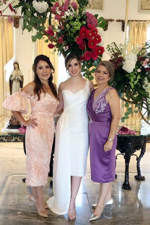 Sandra Blanco de Treviño, Ana Cecy Villatoro Garza y Cecy Garza Garza
