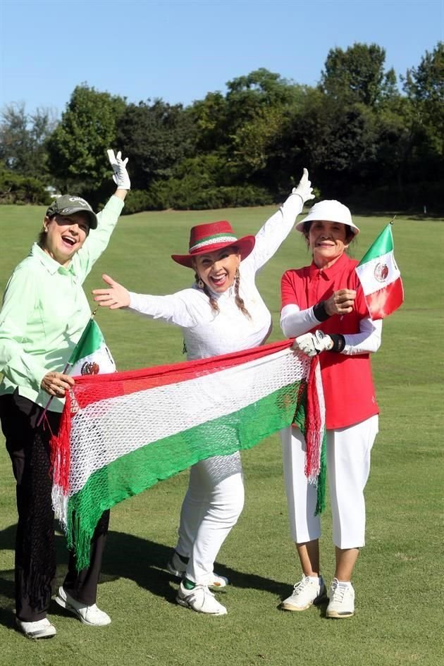 Cecilia González de Martínez, Patricia Cortés de Hinojosa y Norma Leal de López