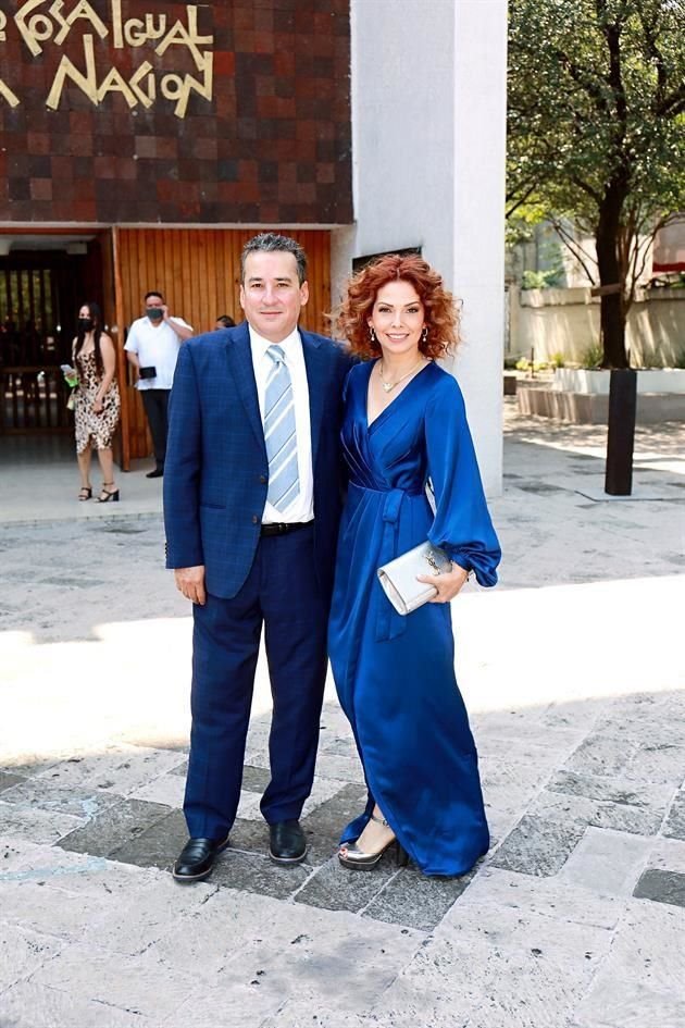 Lorenzo Belden y Maru de los Santos de Belden