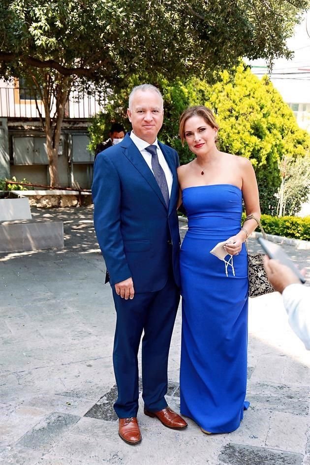 Patricio Garza y Claudia Galván
