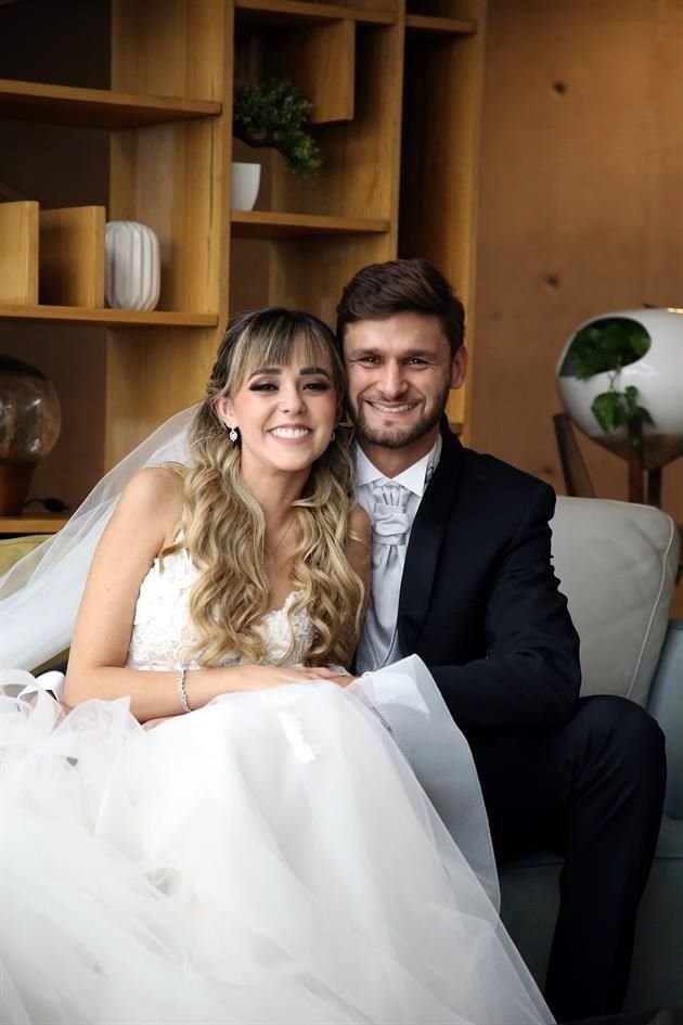 Caro Ibarra de la Garza y Ricardo Cerda García