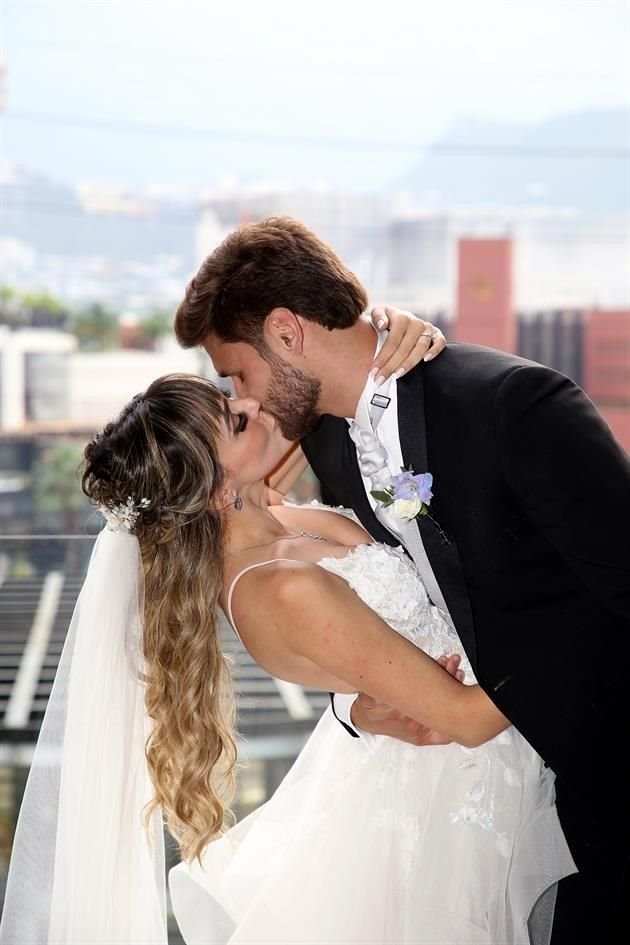 Caro Ibarra de la Garza y Ricardo Cerda García