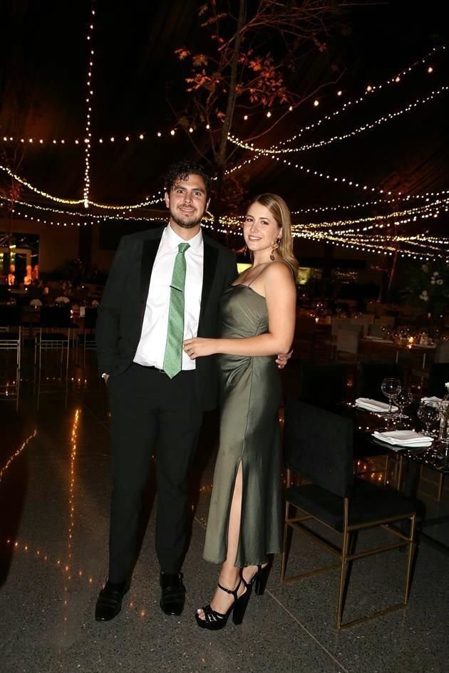 Paulo Garza y Natalia Orozco