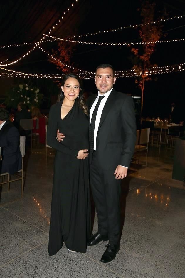 Cynthia Castillo y Arturo Rodríguez