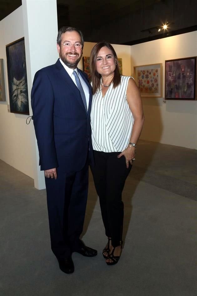 Adrián Lozano y Alejandra Gutiérrez de Lozano