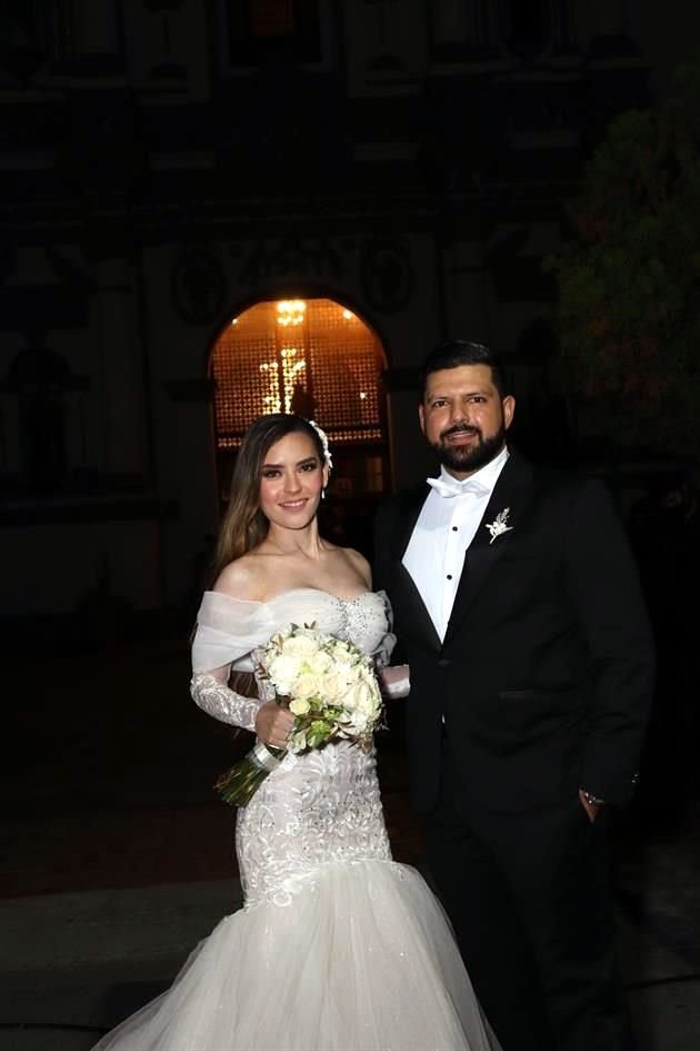 Marelli Chapa Elizondo y Mario Cortés Cano