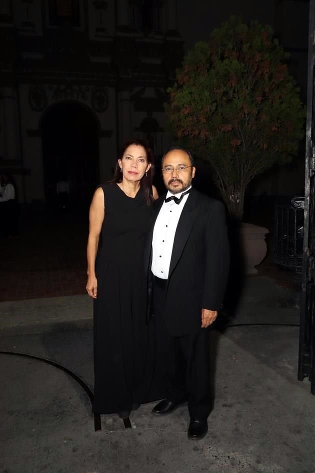 Yolanda De Nigris y Virgilio Ramírez