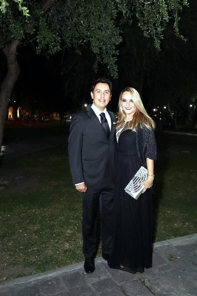 César Moreno y Paola Reichardt de Moreno