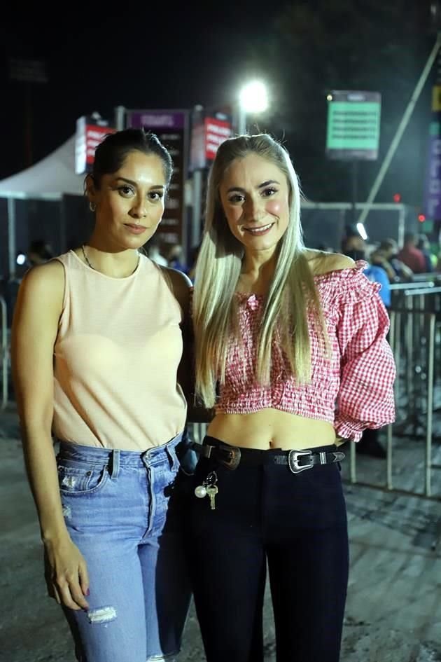 Rebecca Limón y Doris Cantú