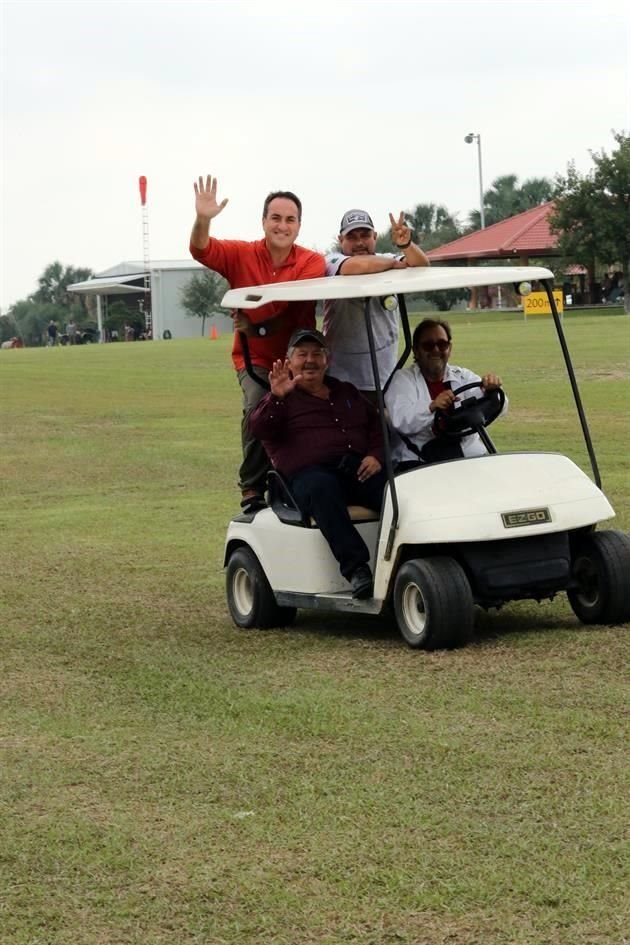 Ignacio Saldaña, Piisciliano Estrada, Jorge Cárdenas y Luis Gutiérrez